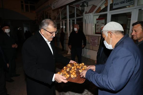 Beykoz’da Teravihler Lokma İkramıyla Tatlanıyor