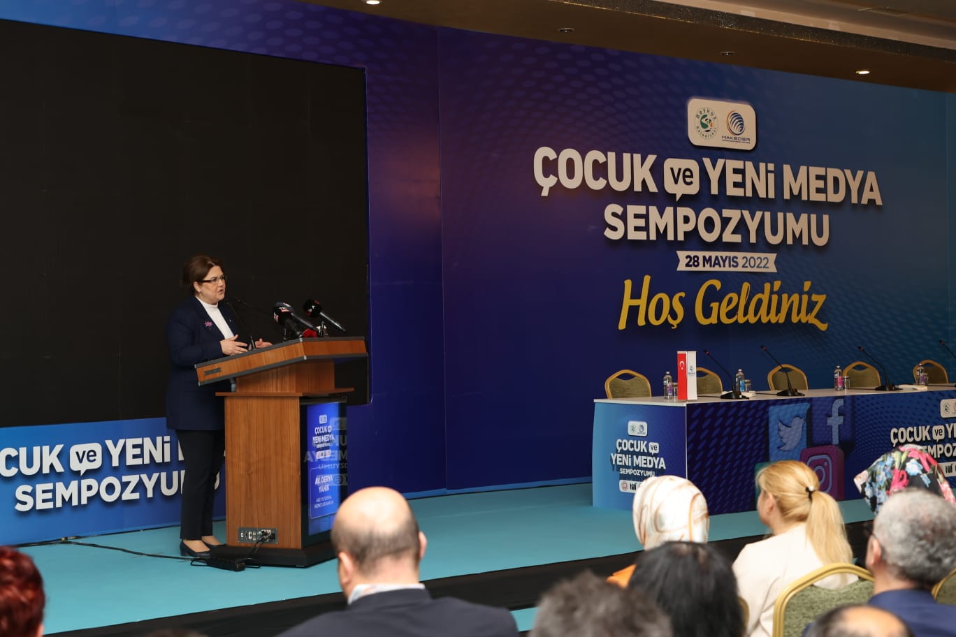 Sağlıklı Dijital Nesiller “Çocuk ve Yeni Medya Sempozyumu”nda Ele Alındı