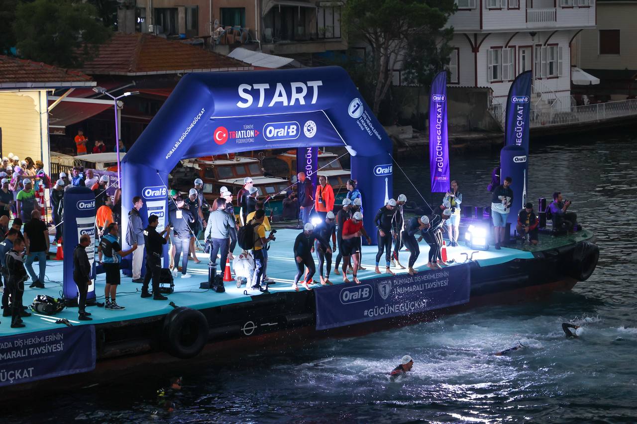 Bogaz'da Triatlon Rekabeti Yaşandı