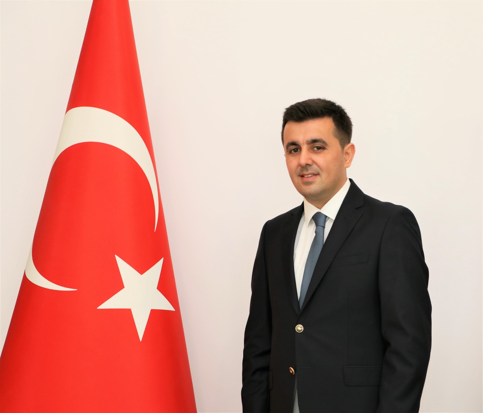 Mücahit Turgut ÖZDEMİR