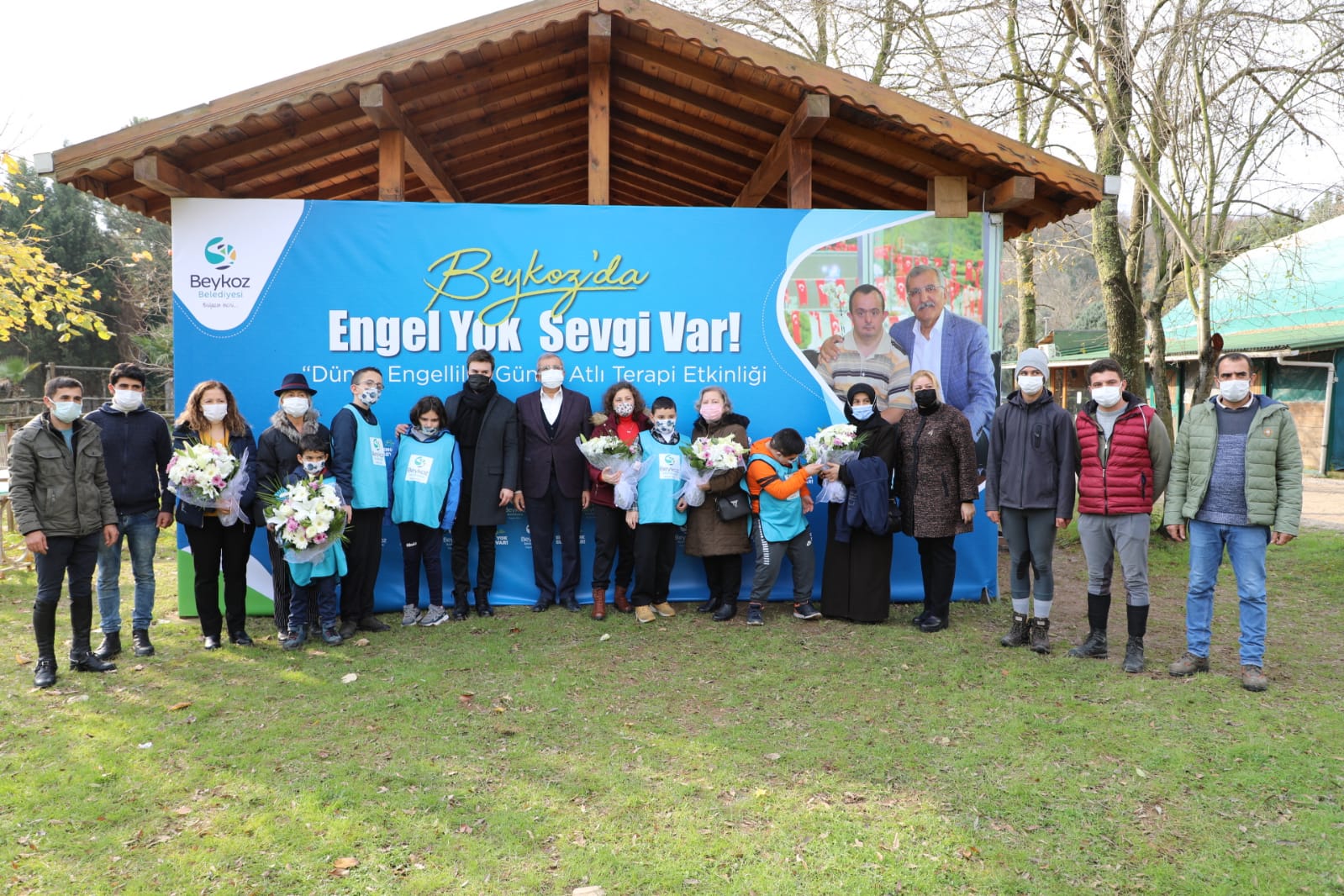 Otizmli Çocuklar Beykoz’da Mustafa Ceceli Ve Atla Terapiyle Buluştu