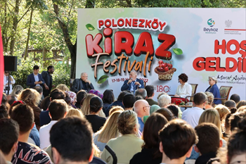 Polonezköy Kiraz Festivali Tarihi Dostluğa Işık Tuttu
